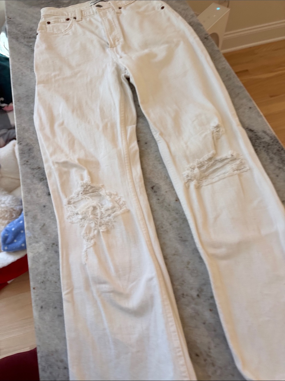 Abercrombie & Fitch White Distressed Straight-Leg Jeans